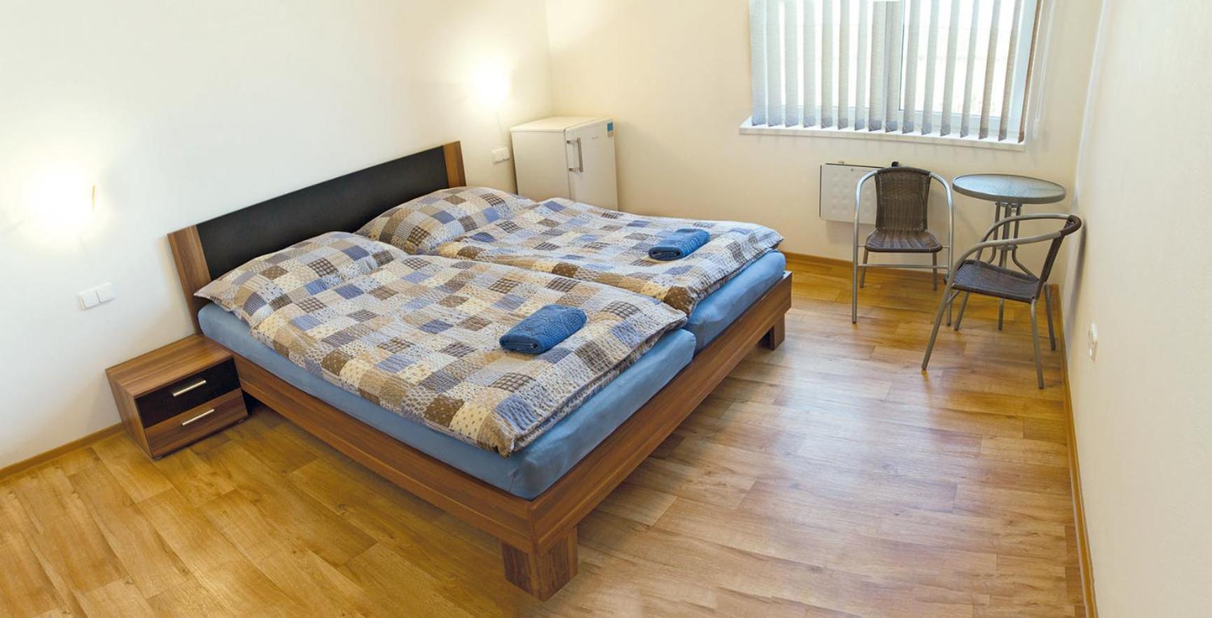 Hotel Vinarstvi & Penzion Knapek Strachotin Esterno foto